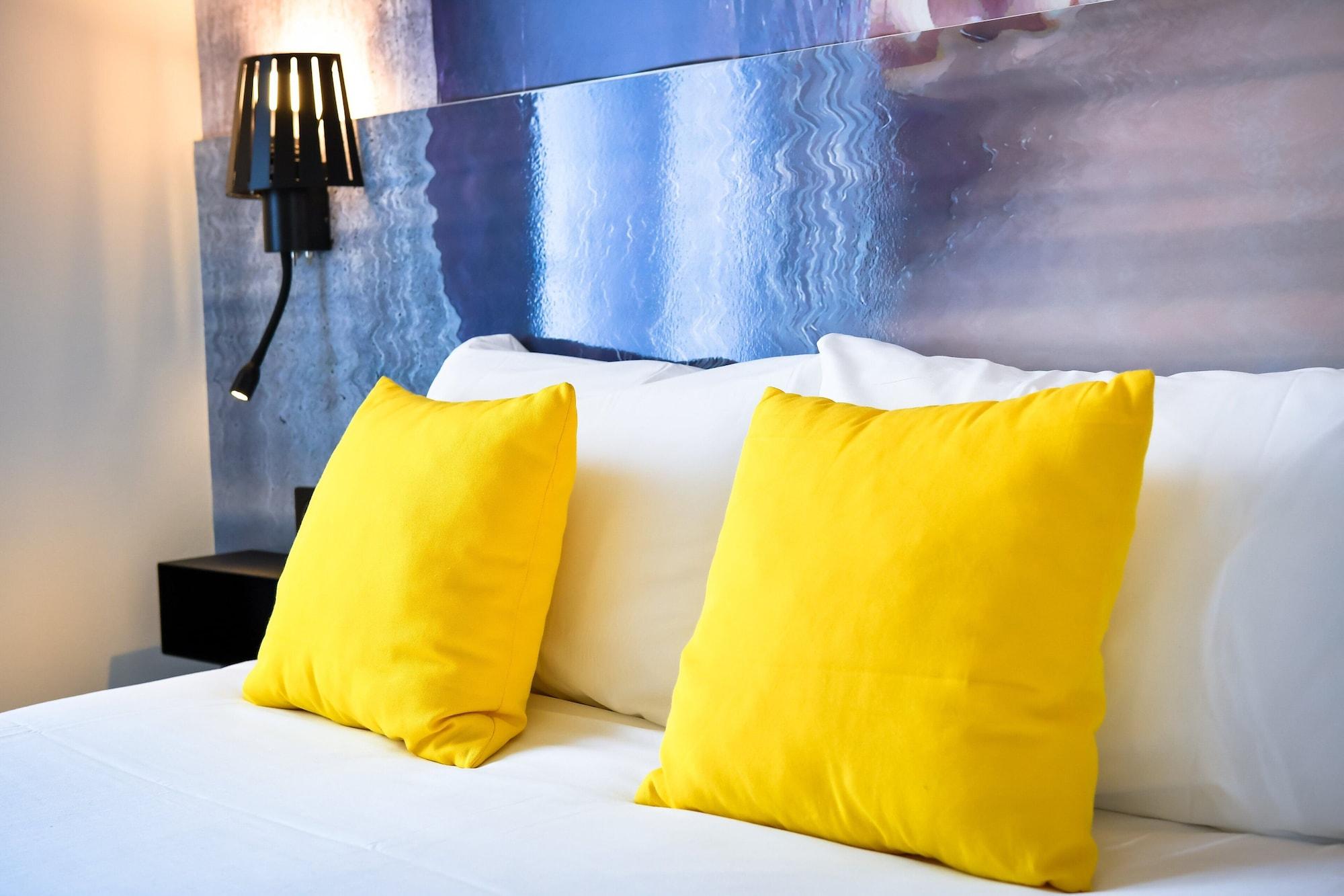 Hotel Le Bord'O Vieux Port Ла-Рошель Екстер'єр фото