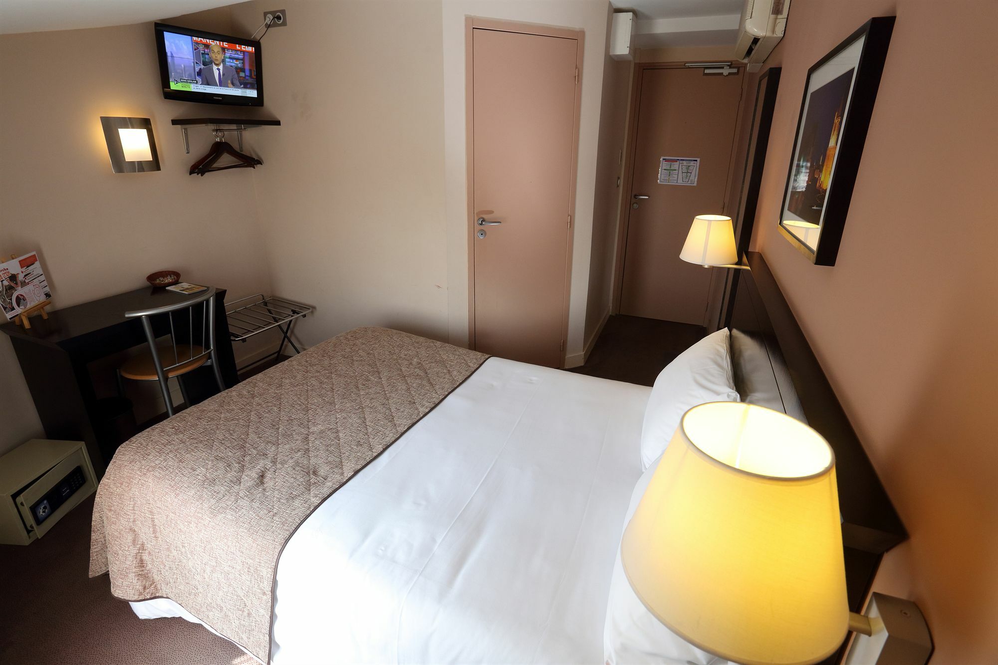 Hotel Le Bord'O Vieux Port Ла-Рошель Екстер'єр фото